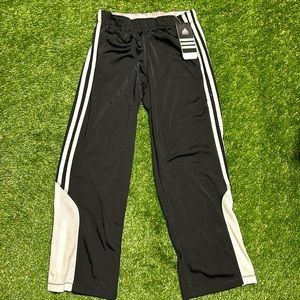 Adidas Youth Medium pants